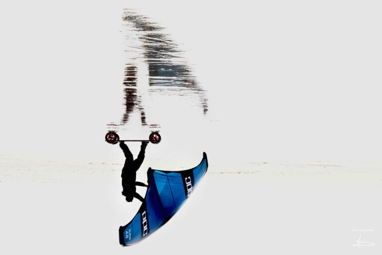 photo-reflet-eau-char-a-voile